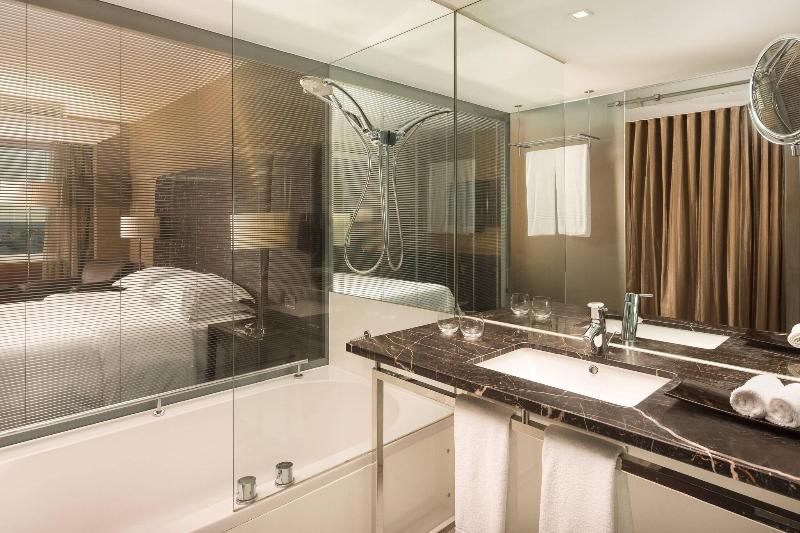 Quarto Deluxe, Sheraton Lisboa Hotel & Spa