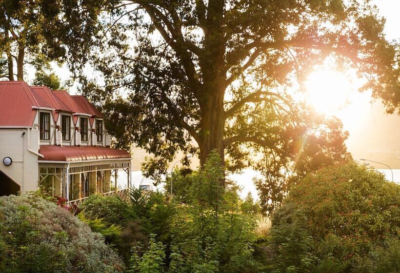 프리미엄 스튜디오, Sherwood Queenstown