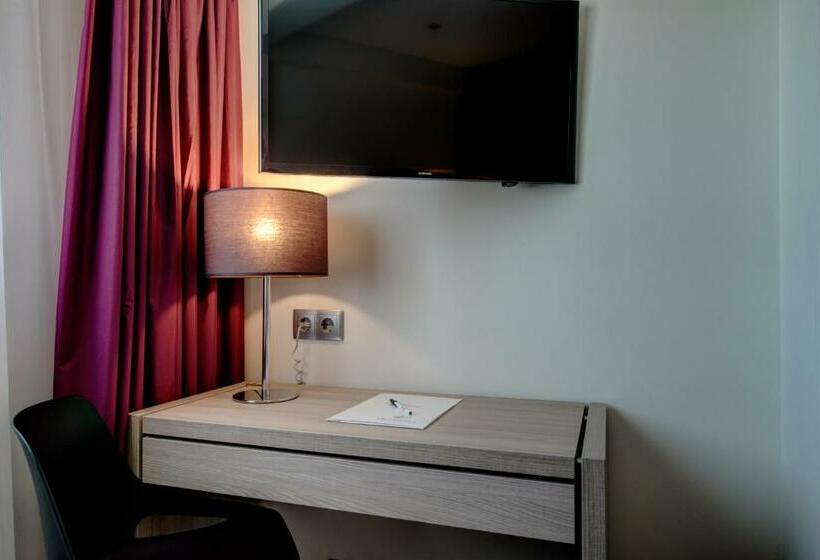 اتاق اجرایی یک تخته, Vip Inn Berna
