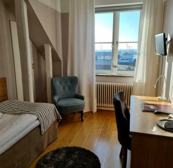 Номер Стандарт Индивидуальный, Hamnhotellet Kronan