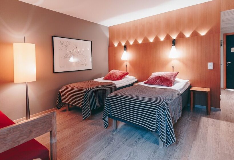 Номер Стандарт Трехместный, Centro Hotel Turku