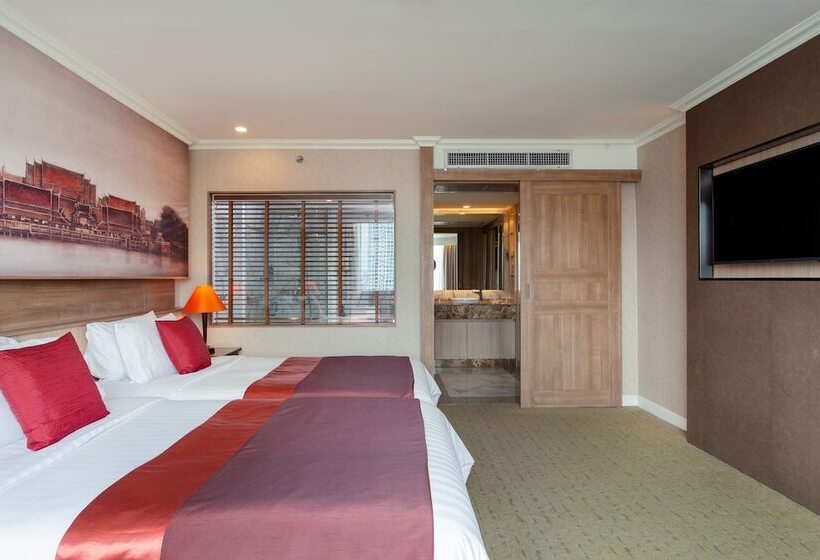 سوئیت رویال, Ramada Plaza By Wyndham Bangkok Menam Riverside