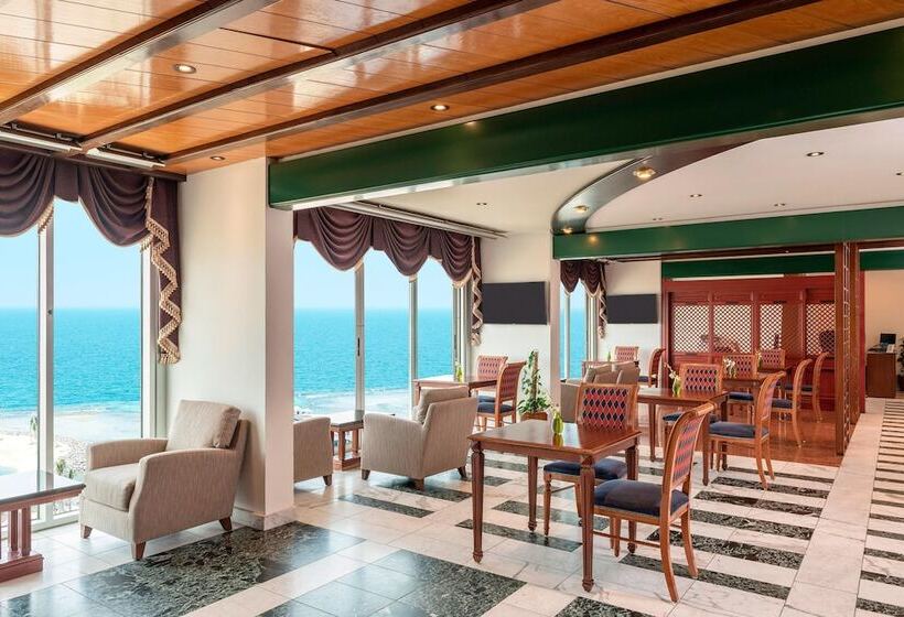 Номер Клуб, Sheraton Jeddah Hotel   Saudi Brothers Commercial Company Branch