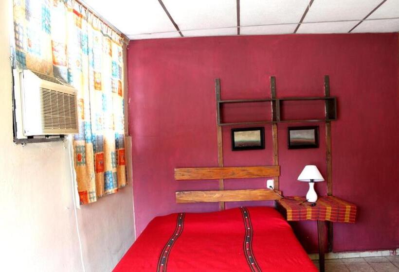 Номер Стандарт, Ximenas Guest House