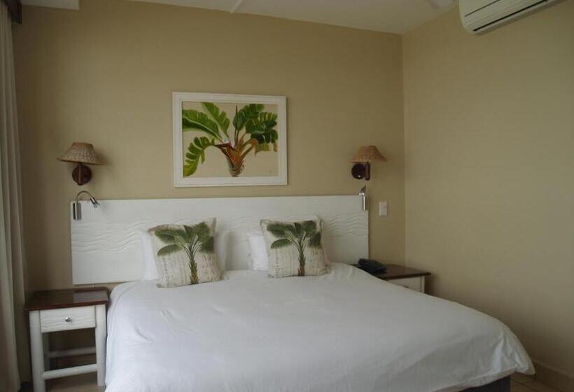 Номер Superior с Балконом, Salt Rock Hotel And Beach Resort