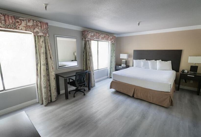 اتاق لوکس, Alexis Park All Suite Resort