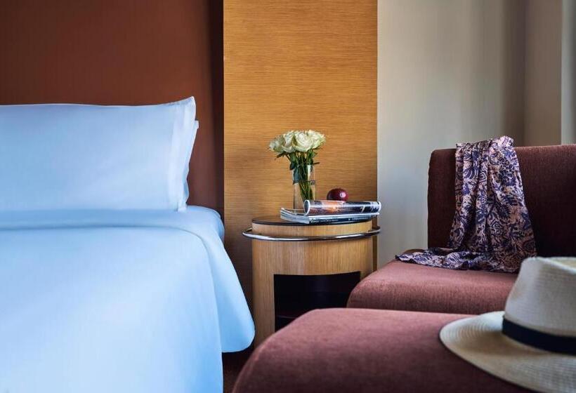 اتاق لوکس با چشم‌انداز, Sofitel Cairo Nile El Gezirah