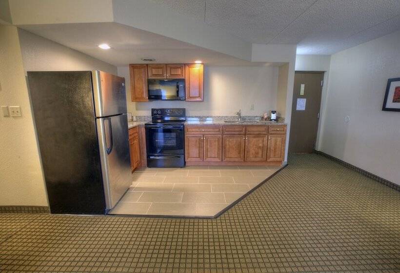 Люкс, Comfort Inn & Suites Rochelle   Dekalb