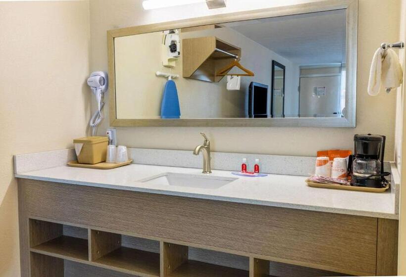 스탠다드 룸 킹사이즈 침대, Econo Lodge Middlesboro