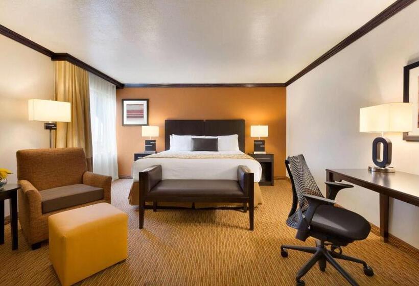 Номер Executive Кровать Кинг, Park Inn By Radisson Salt Lake Citymidvale