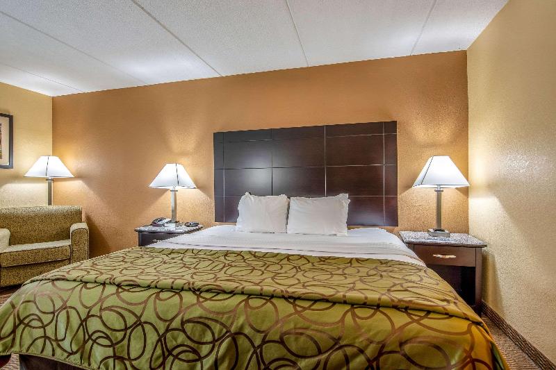 Номер Стандарт, Quality Inn Tully I 81