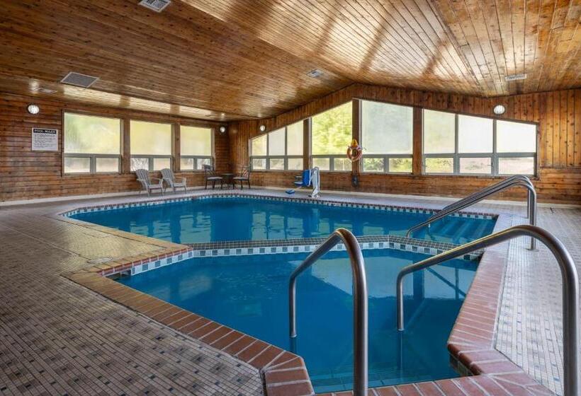 Номер Стандарт, Travelodge By Wyndham Merrill