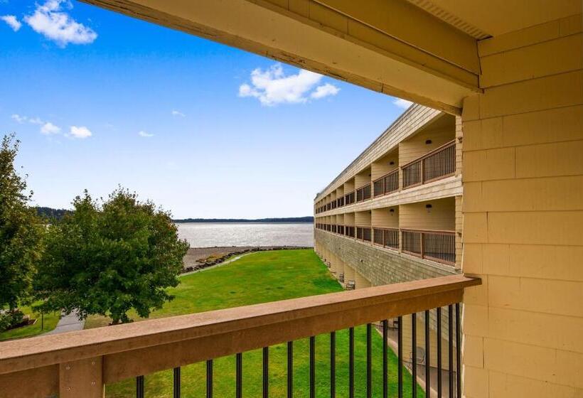 Номер Deluxe Кровать Кинг с Видом, Best Western Plus Silverdale Beach