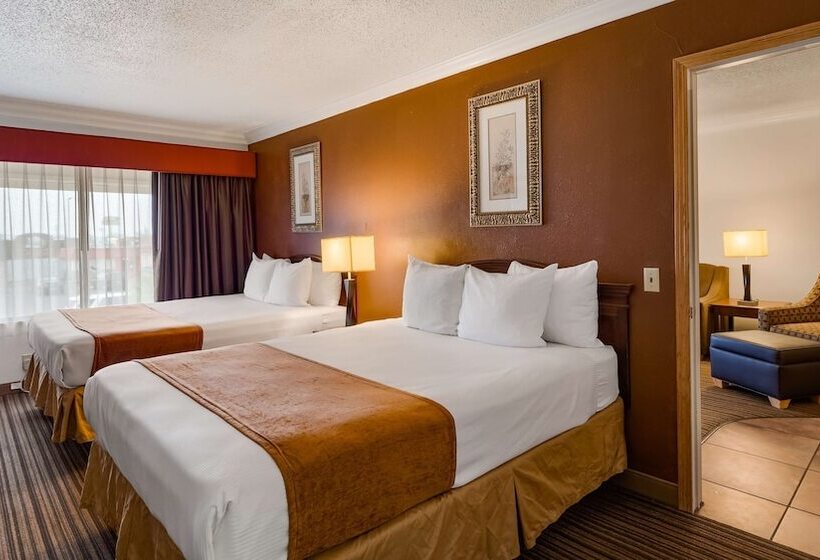 Люкс, Best War Bonnet Inn