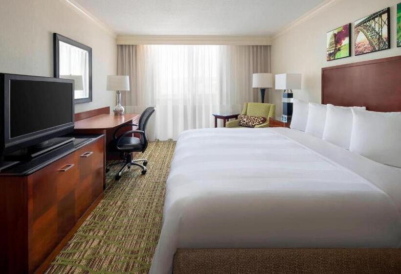 스탠다드 룸 킹사이즈 침대, Charleston Marriott Town Center