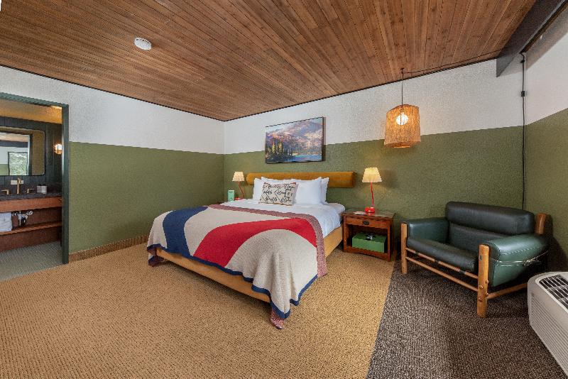 Стандартный Номер Кровать Кинг, Station House Inn South Lake Tahoe, By Oliver