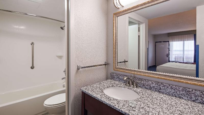 장애인을 위한 스탠다드 룸, Best Western Kent Narrows Inn
