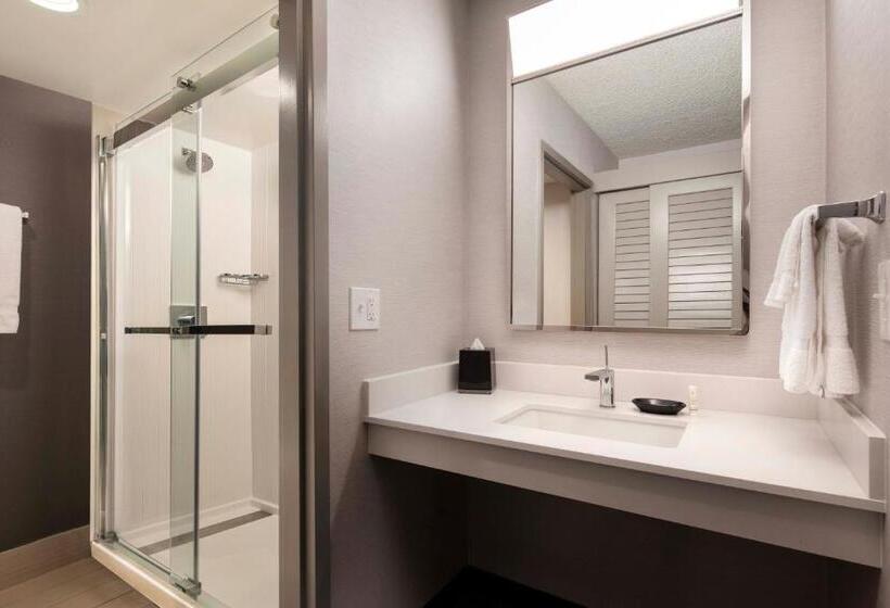 Номер Стандарт, Courtyard By Marriott Fresno