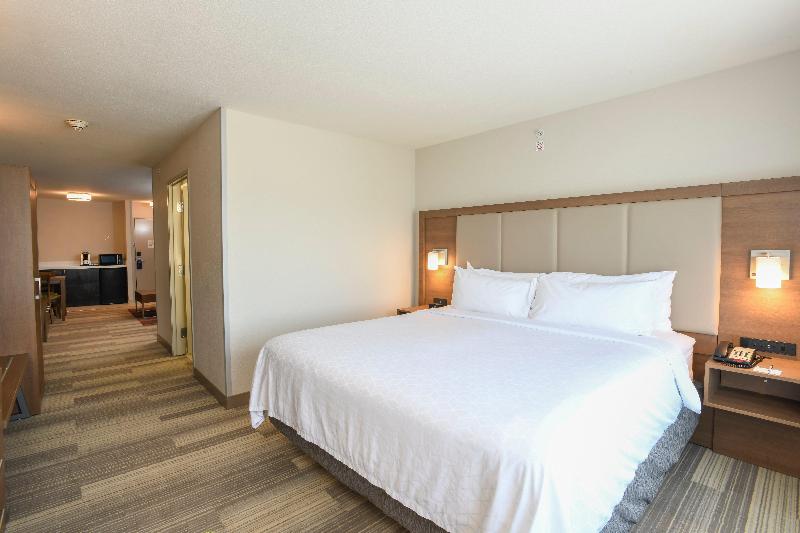 Люкс Кровать Кинг, Holiday Inn Express Hotel & Suites Richwood   Cincinnati South, An Ihg