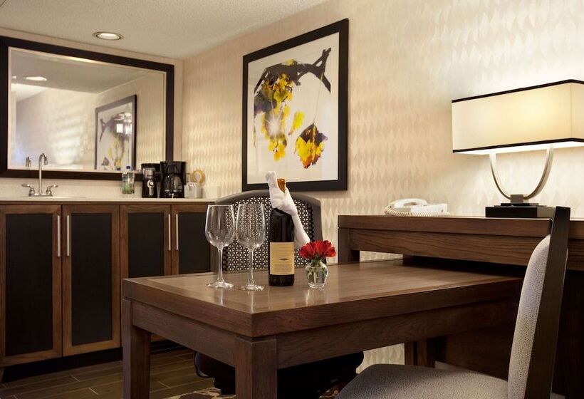 풀장 전망 스위트, Embassy Suites By Hilton Napa Valley