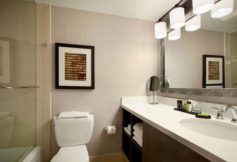 이그제큐티브 스위트, Embassy Suites By Hilton Napa Valley