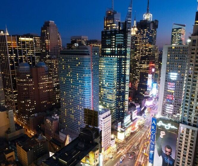 带2个双人床的标准工作室, Hyatt Regency Times Square