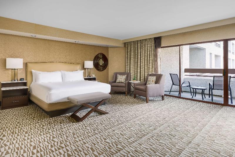 Quarto Estandar Cama King, Hilton Phoenix Airport