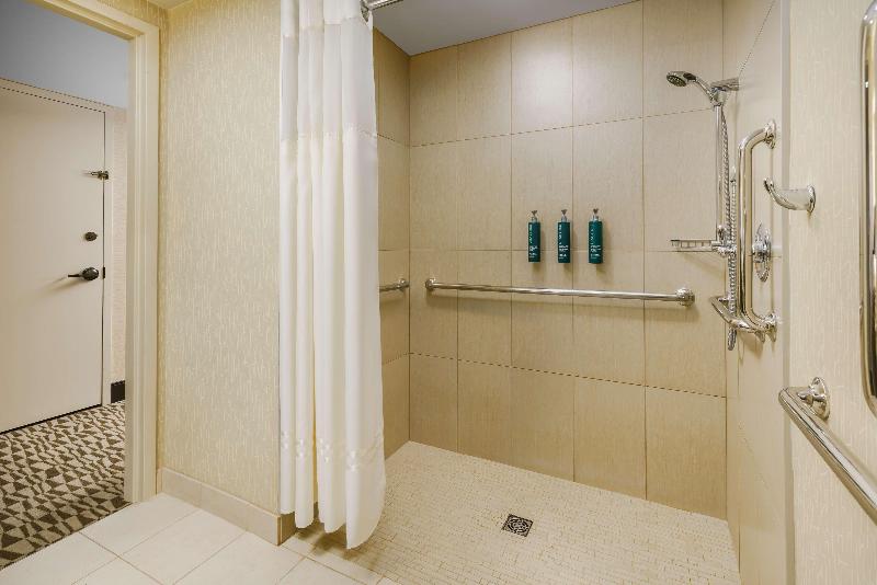 Quarto Estandar Cama King, Hilton Phoenix Airport