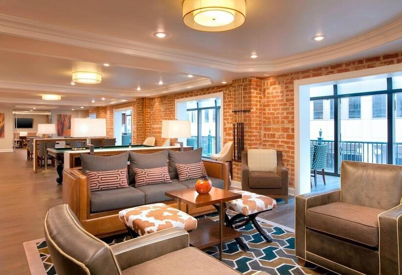 Chambre Club, The Gunter Hotel San Antonio Riverwalk