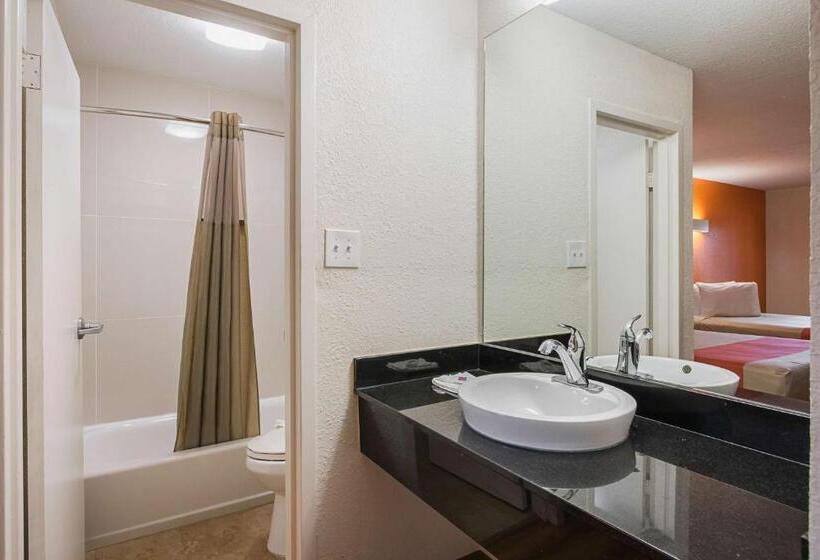 Номер Стандарт, Motel 6savannah, Ga  Midtown