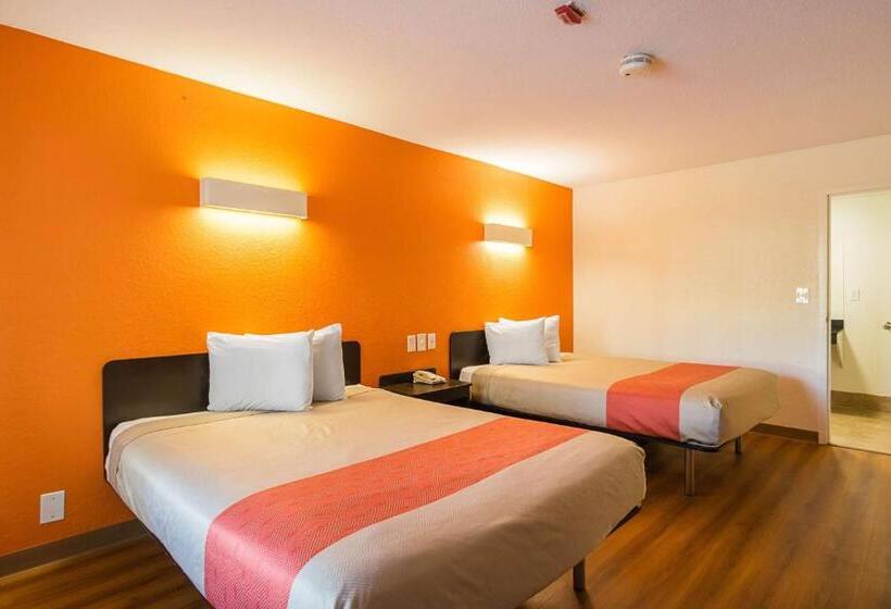 Номер Стандарт, Motel 6savannah, Ga  Midtown