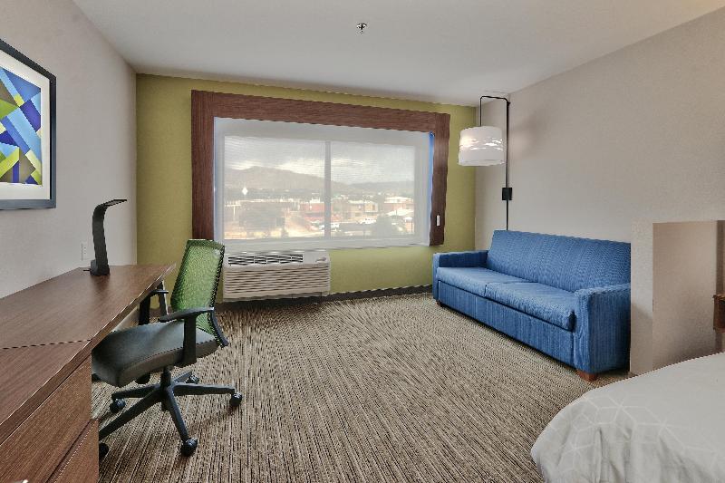 Номер Стандарт Вид на Озеро, Crowne Plaza Lake Placid, An Ihg
