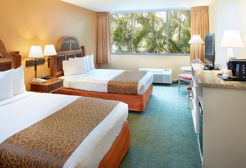 Номер Стандарт 2 Двуспальные Кровати, Airport Honolulu