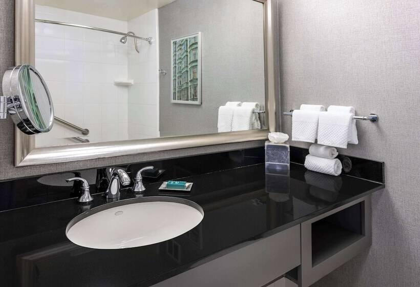 חדר דלוקס עם נוף, Hilton San Francisco Financial District