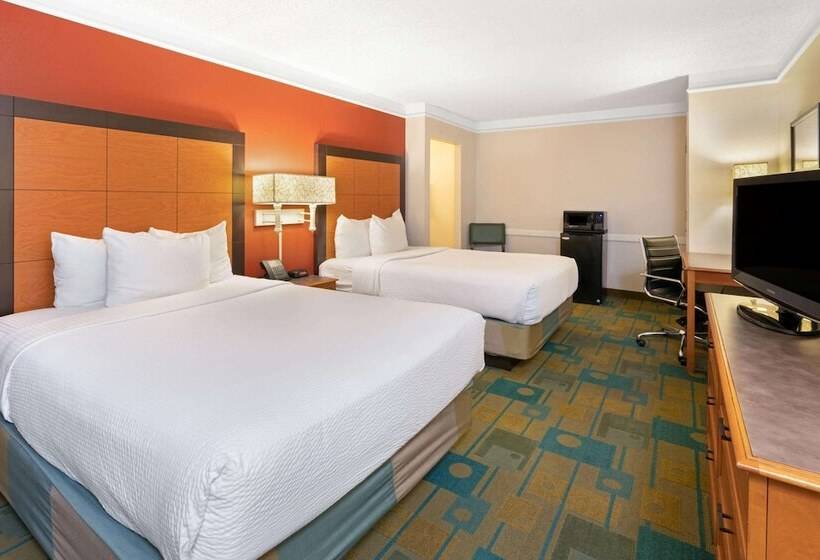 Номер Deluxe, La Quinta Inn By Wyndham Phoenix Sky Harbor Airport