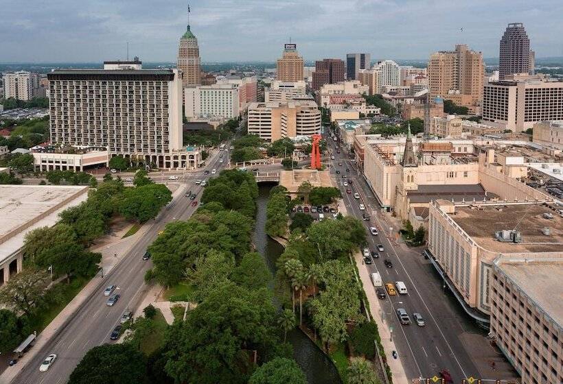 Habitació Estàndard Llit Matrimoni amb Vistes, San Antonio Marriott Riverwalk