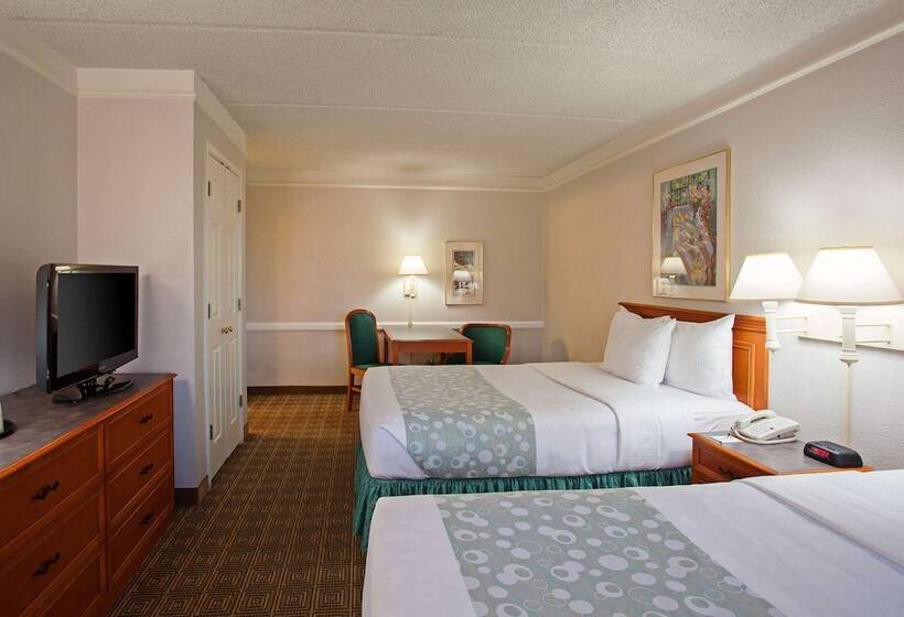 Номер Deluxe, Super 8 By Wyndham San Bernardino