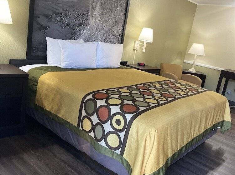 Номер Премиум, Super 8 By Wyndham San Bernardino