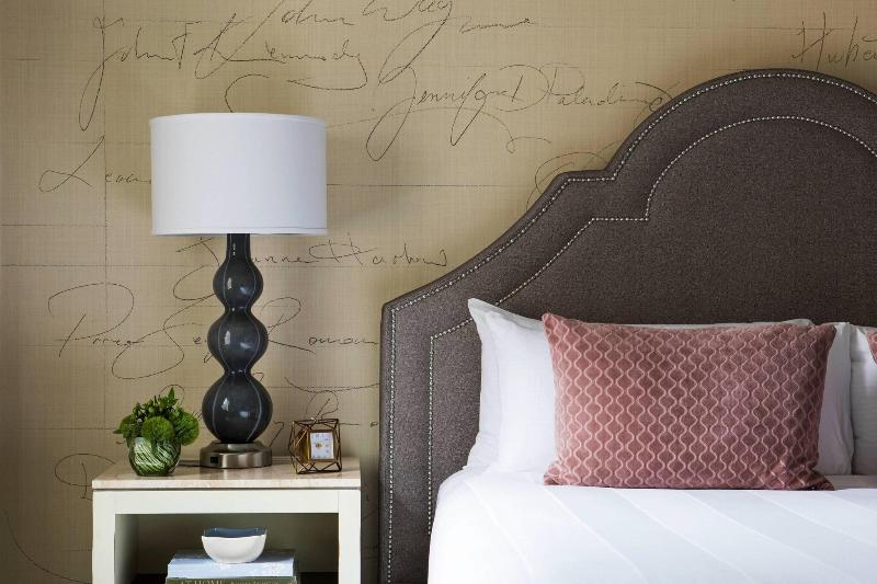 스탠다드 룸 킹사이즈 침대, The Mayflower Hotel, Autograph Collection