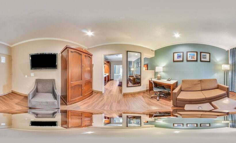 Люкс с гидромассажем, Mainstay Suites Orange County John Wayne Airport
