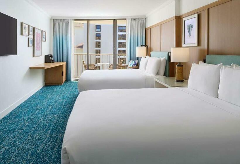 اتاق اساندارد با چشم‌انداز جانبی به دریا, Outrigger Reef Waikiki Beach Resort