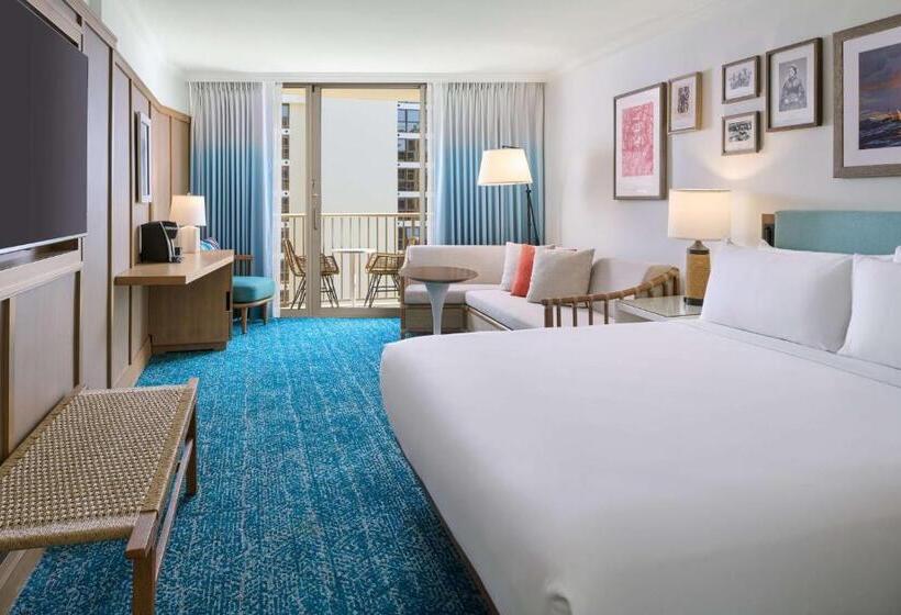 Club Room King Bed, Outrigger Reef Waikiki Beach Resort