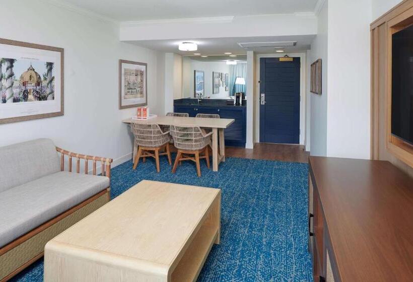 اتاق کلوب با چشم‌انداز, Outrigger Reef Waikiki Beach Resort