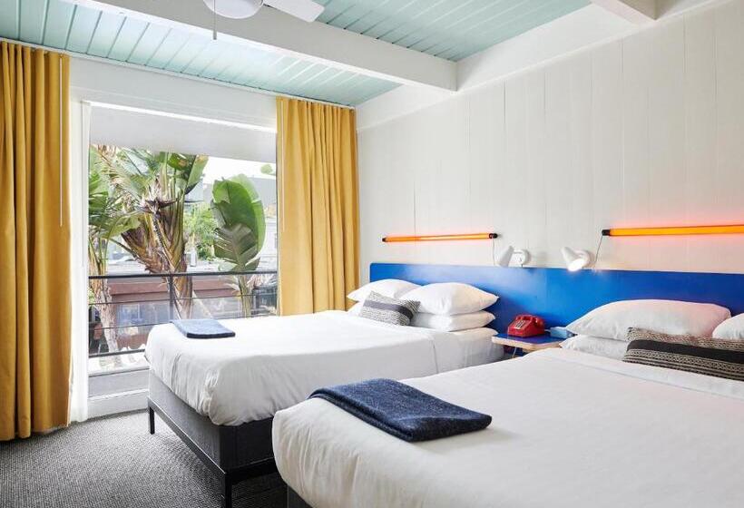 Quarto Estandar, Phoenix