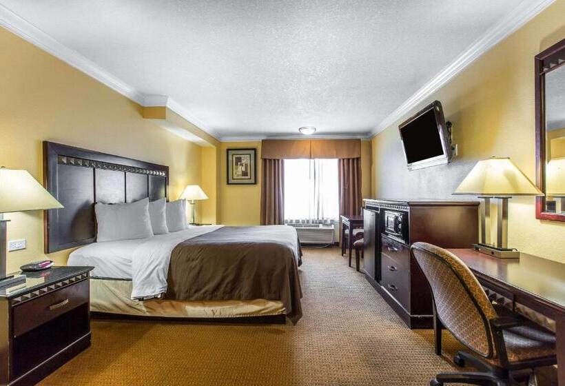 带大床的豪华间, Quality Inn & Suites Bell Gardenslos Angeles