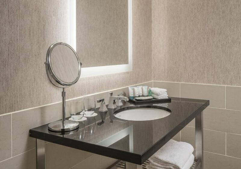 Стандартный Номер Кровать Кинг, The Westin Tysons Corner
