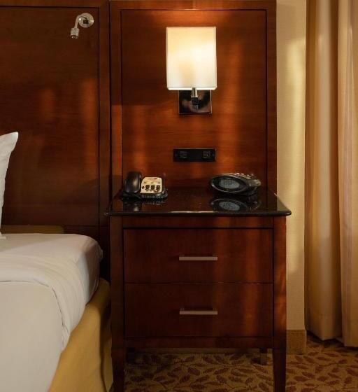 Полулюкс, Jake S 58 Casino Hotel   Adults Only