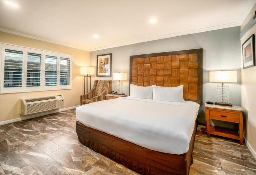 Стандартный Номер Кровать Кинг, The Buena Park Hotel & Suites