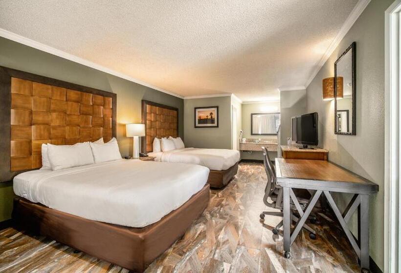 Люкс, The Buena Park Hotel & Suites
