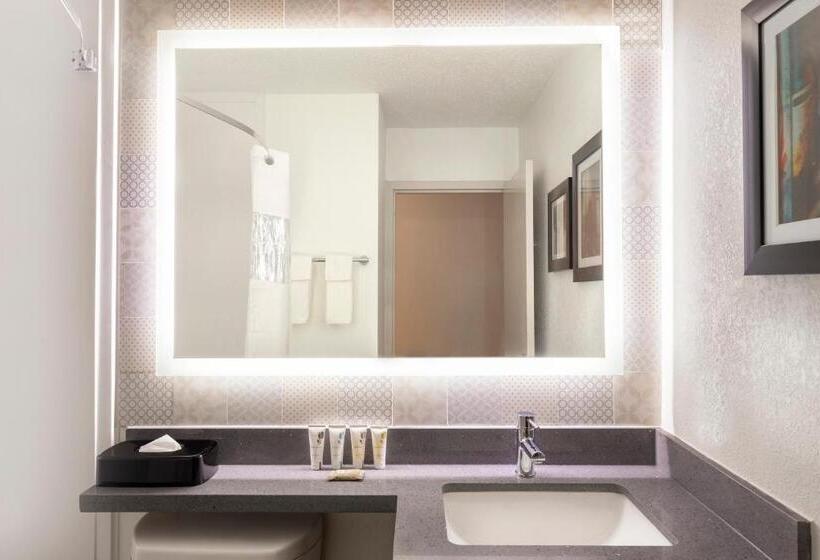 Номер Стандарт, Country Inn & Suites By Radisson, North Little Rock, Ar